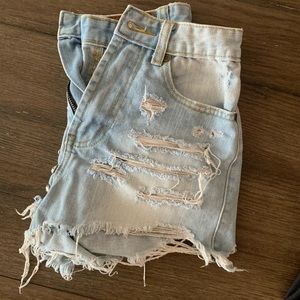 UNIF destroyed / studded high waisted short